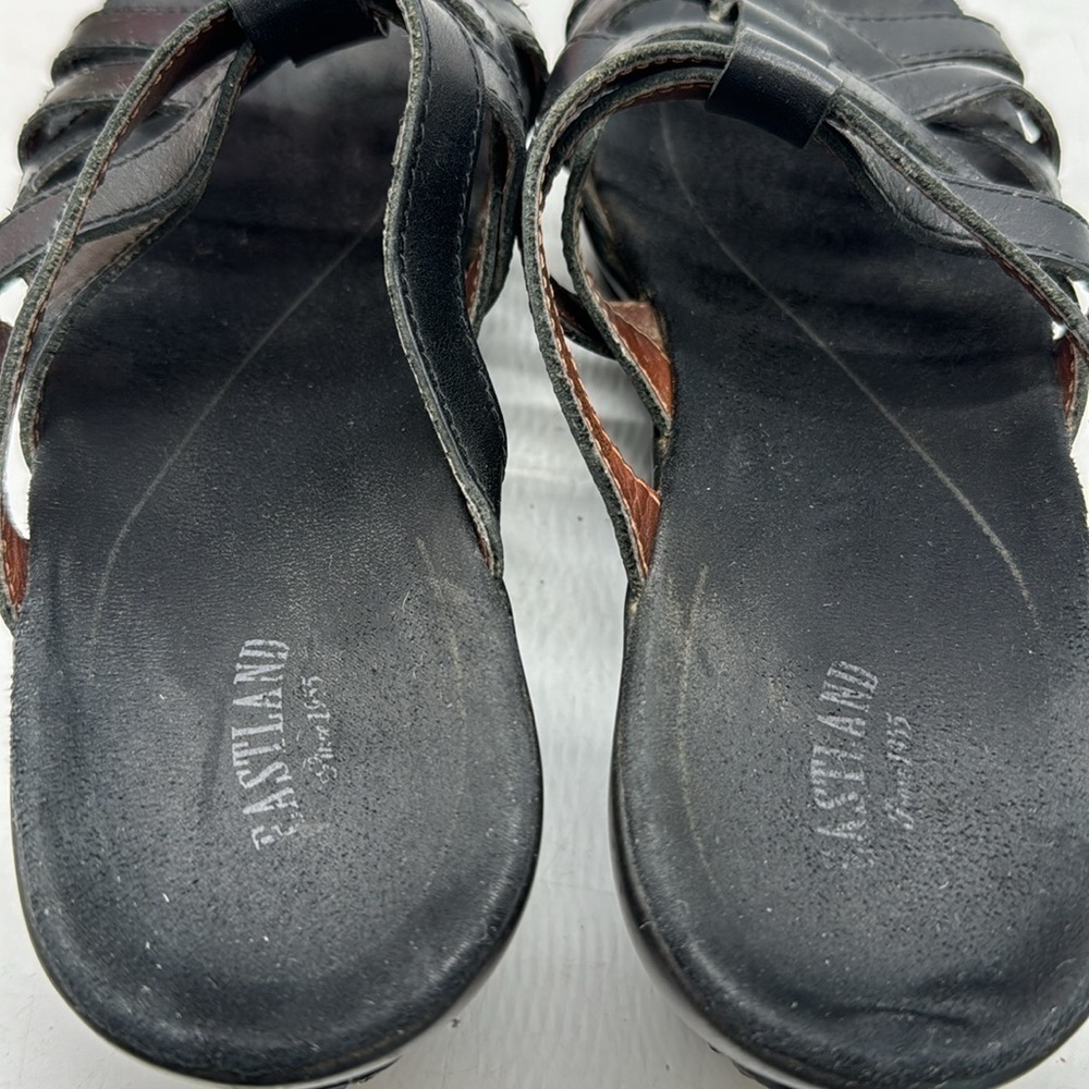 Eastland Black Strappy Slip On Sandals Size 10 BSN5069E - Picture 6 of 10